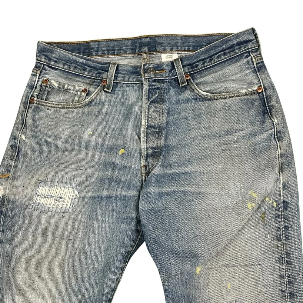 Vintage Levi’s 501XX button fly straight leg 90s medium wash jeans 34 x 29